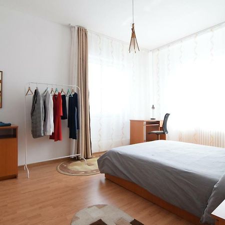 Resedinta Lui Calin Apartment Bucharest Exterior photo